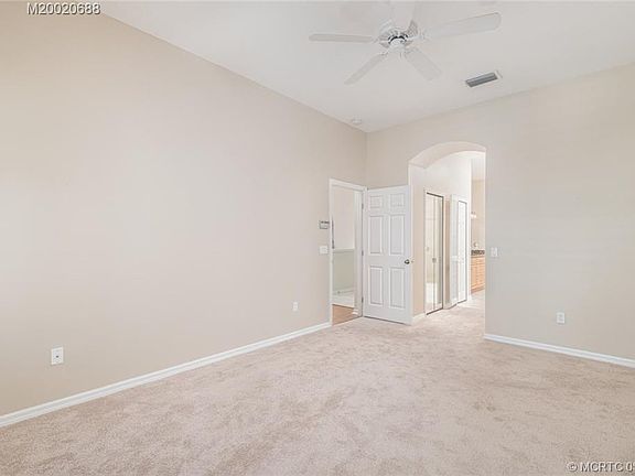 5th image of 1620 SW Monarch Club Dr