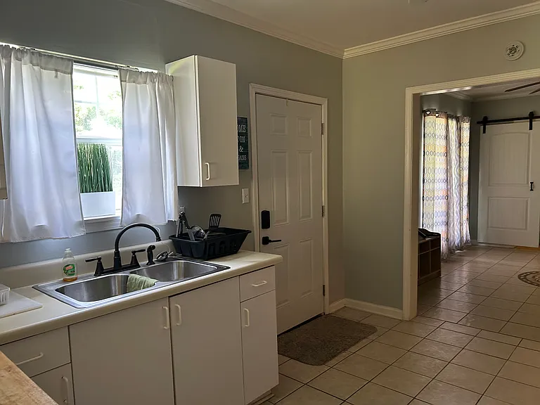 1529 Castle Downs Cv #A — Photo 6