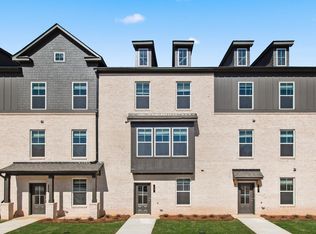 12 Daybreak Ln, Newnan, GA 30265