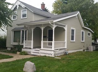 1612 Park St, McHenry, IL 60050