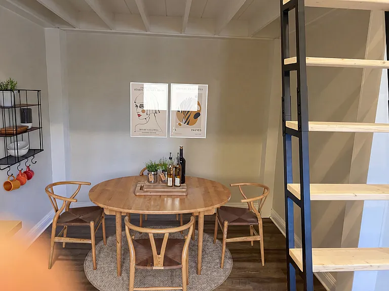 Eat in space below loft has LED dimmable lighting.