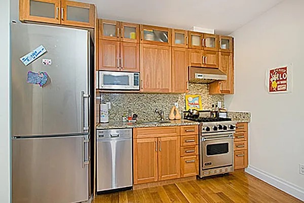 Rented by Corcoran | media 23