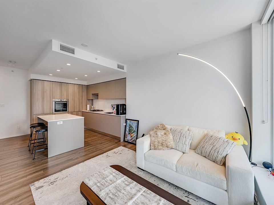1st image of 3809 Evergreen Pl #4006