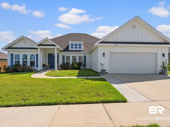 8523 Bronze Ln, Foley, AL 36535