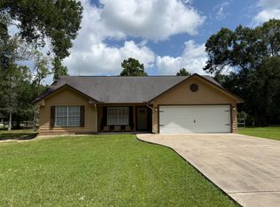 165 Southland Dr, Lumberton, TX 77657
