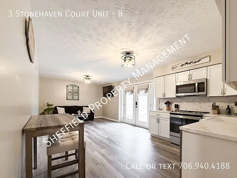 3 Stonehaven Ct #B — Photo 11