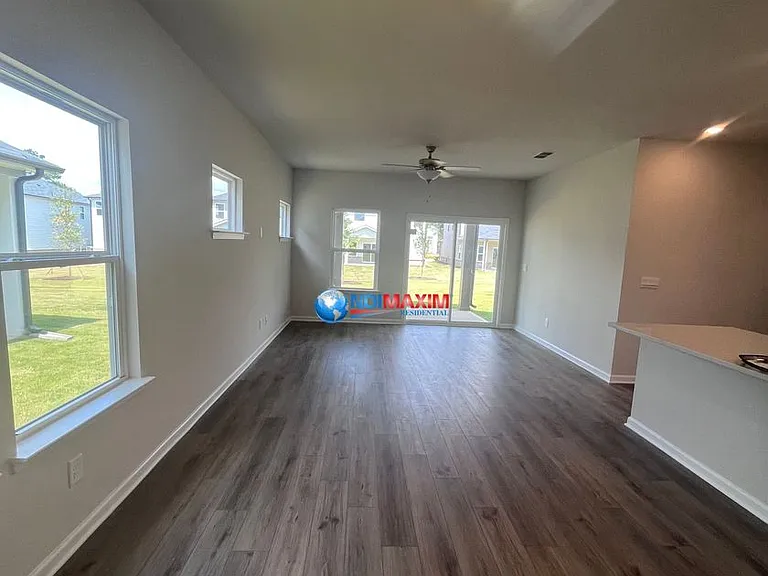 4738 Red Lion Pl — Photo 4