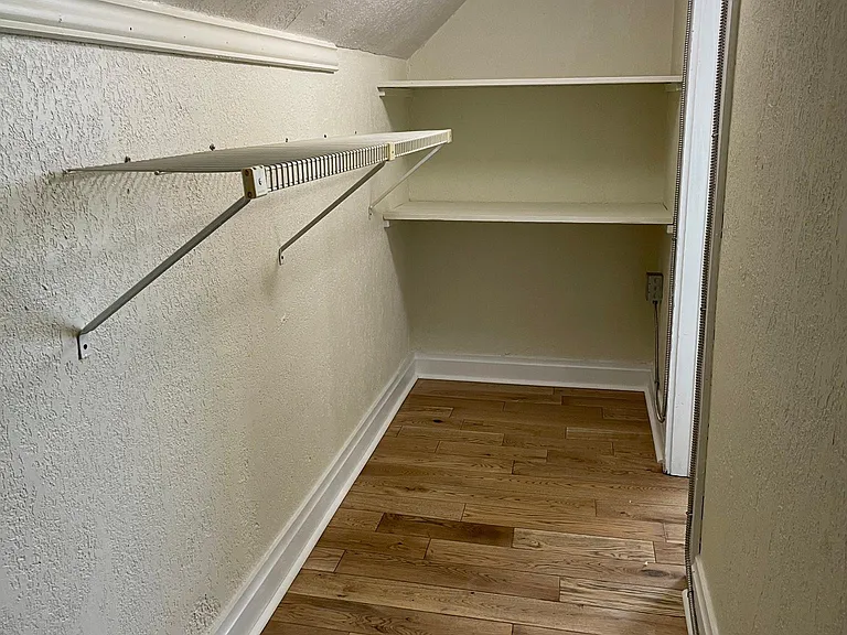 218 Coventry Pl #C — Photo 5
