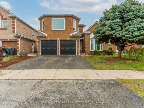 4 Leeward Dr, Brampton, ON L6S 5V6