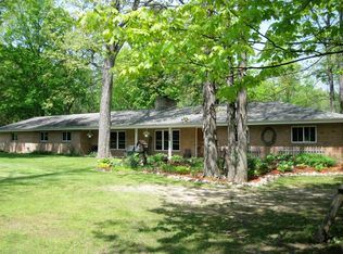 599 E Whitethorn Dr, Midland, MI 48640
