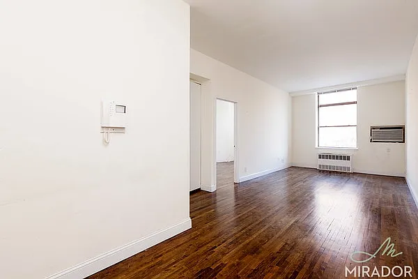 Rented by Mirador Real Estate | media 16