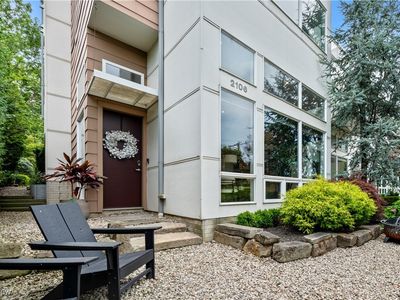 2106 W 7th St, Cleveland, OH, 44113