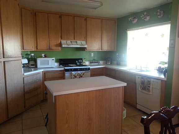 4th image of 14070 Amalia Ct