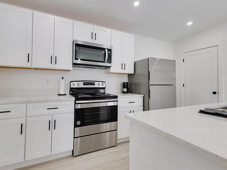 1452 Fletcher Ave #B — Photo 12