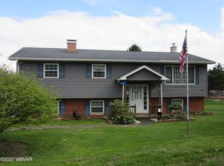 407 Clinton St, Jersey Shore, PA 17740