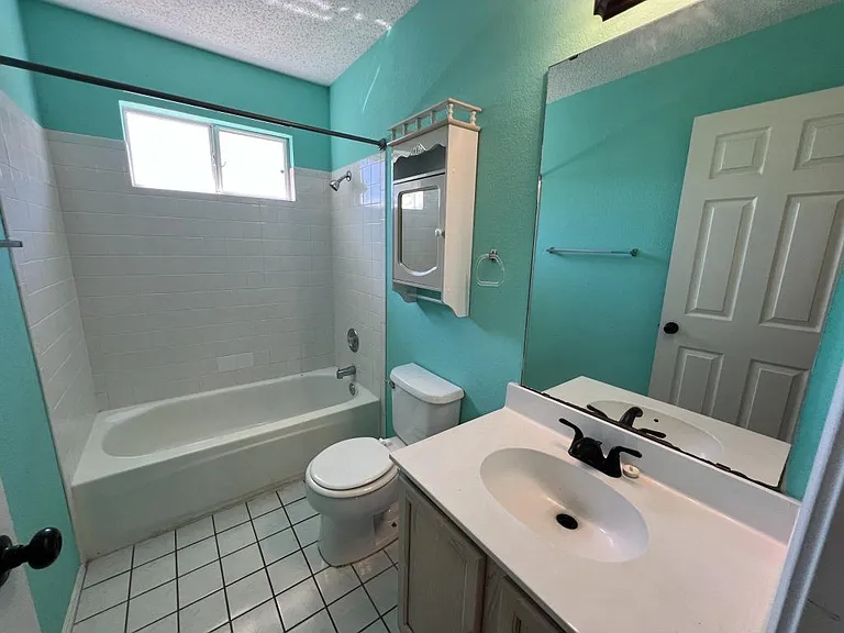 2302 Tracey Ann Ln — Photo 25
