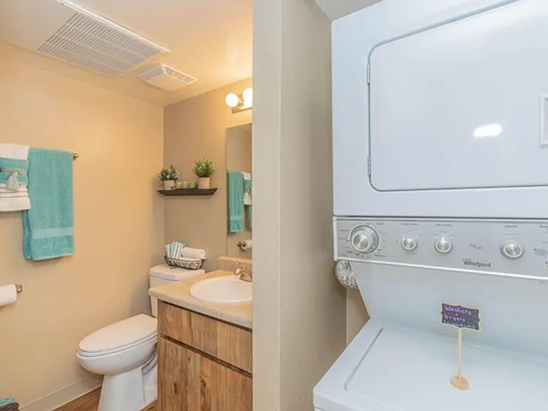 Casas Adobes Apartments — Photo 46