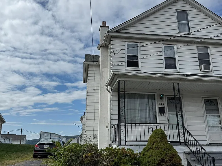 340 N Main St — Photo 9