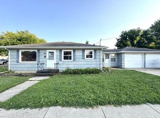 3705 53rd St, Kenosha, WI 53144