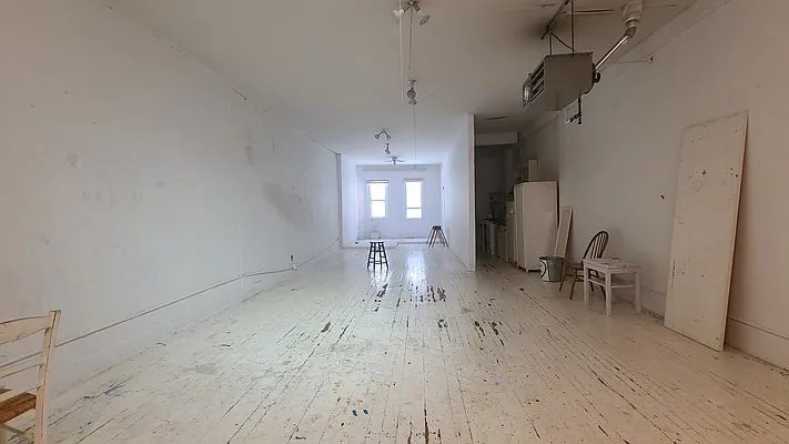 Rented by Matthew Gros-Werter, LREB  | media 3