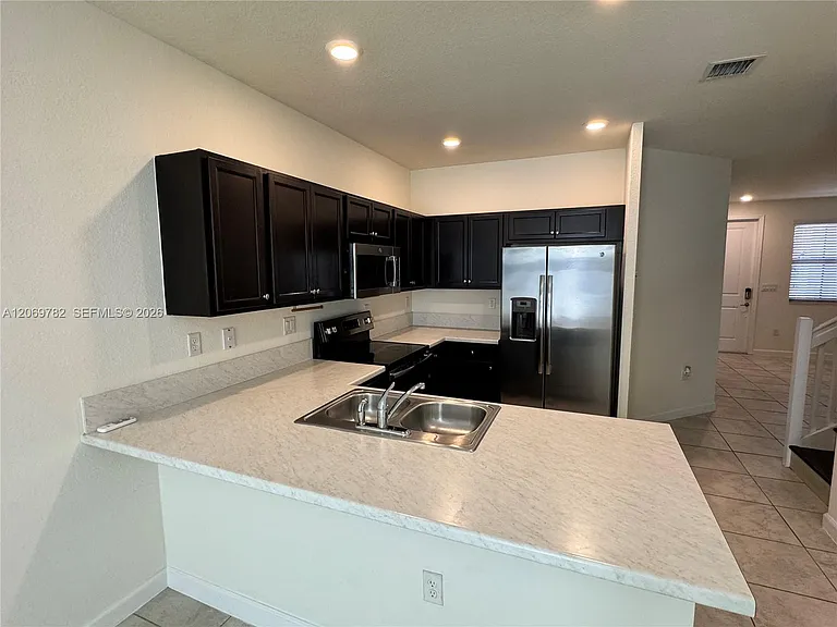 11424 SW 252nd St — Photo 10