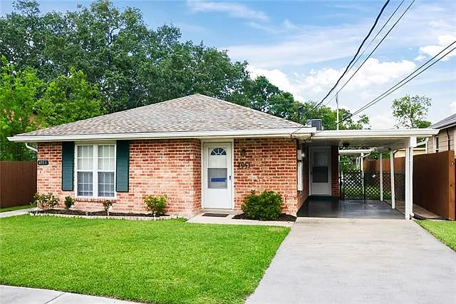 2 bed, 1.0 bath, 850 sqft, $1,350 — Photo 1