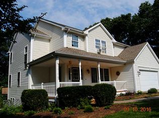 31 Wildflower Dr, Westerly, RI 02891