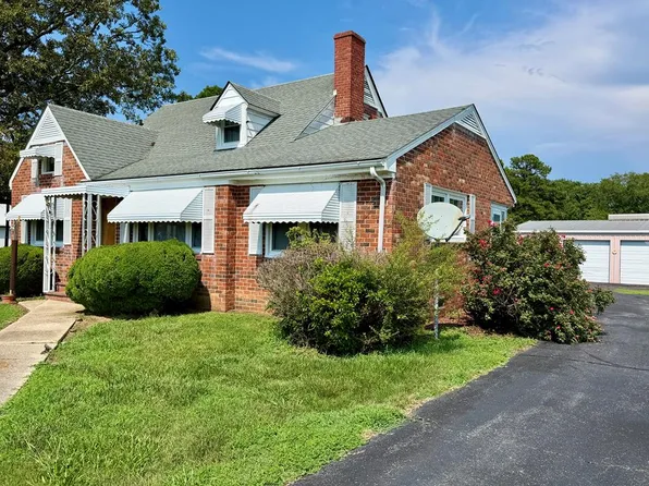 2392 Hampton Hall Rd, Callao, VA 22435