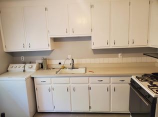 913 E 2nd St, Colorado Springs, CO 80907