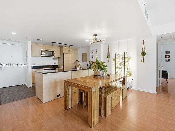 4th image of 50 Biscayne Blvd APT 2911