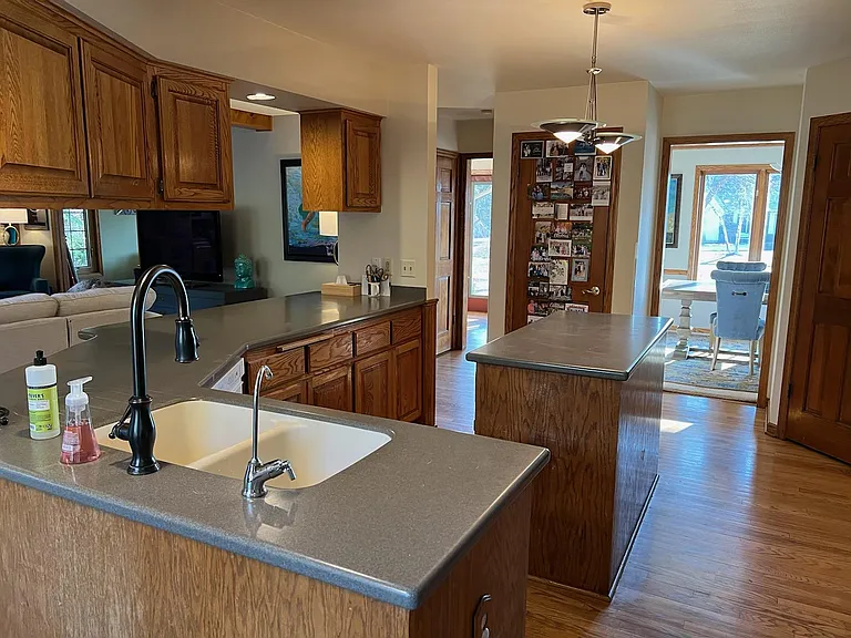 2395 Wynfield Ct — Photo 3