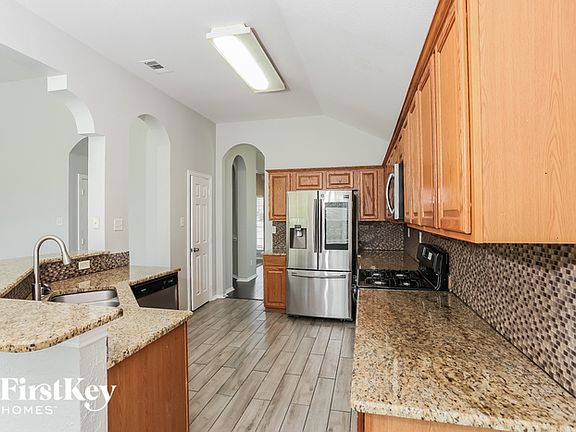 5th image of 3027 Dorothy Ln