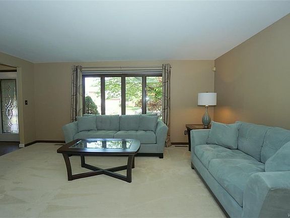 5th image of 149 Belvoir Rd