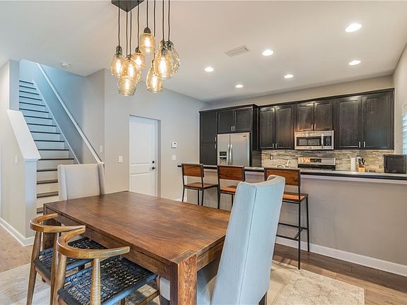 4th image of 4713 W Kensington Ave