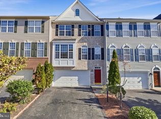 15515 Exmore Ct, Woodbridge, VA 22191
