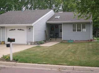 1510 Falcon Dr, Fairmont, MN 56031