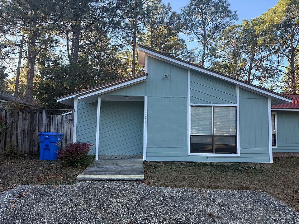 1st image of 797 Hedgelawn Way #797