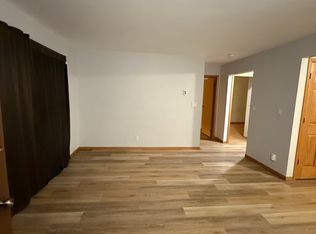 920 Mader St #4, Gresham, WI 54128