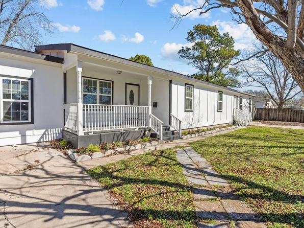 1132 18th Ave N, Texas City, TX 77590