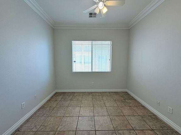5th image of 322 Turtle Peak Ave