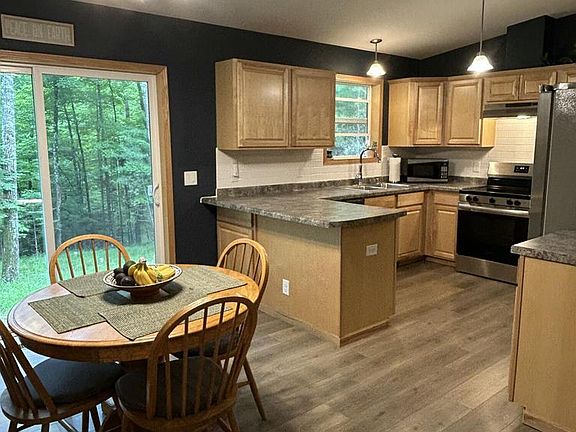 4th image of 9307 Sylvan Shore DRIVE