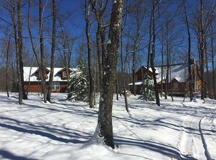 585 Valley View Dr, Altamont, TN 37301