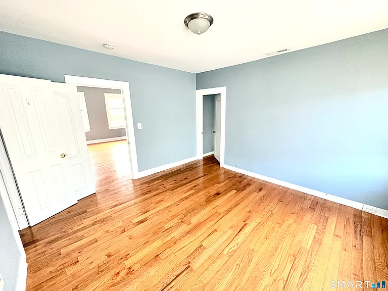 120 Wilcox Ave #3 — Photo 6