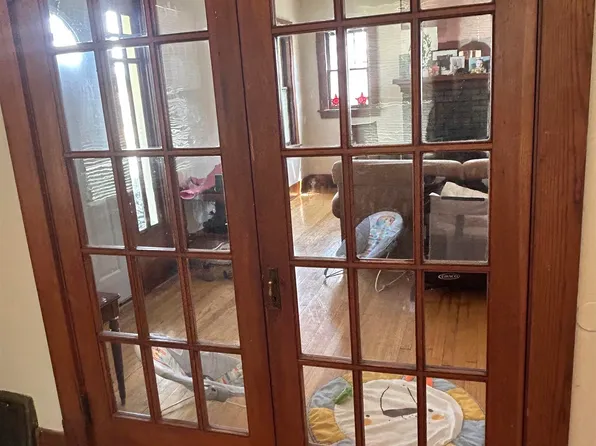 6808 S 30th St, Omaha, NE 68107