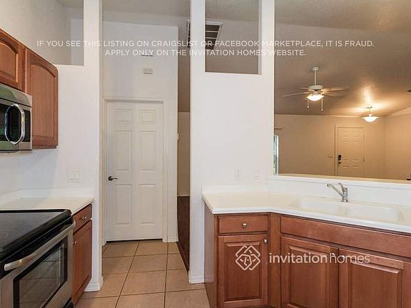 5th image of 8325 Scanlon Ave