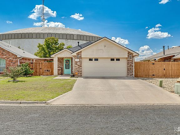 2nd image of 4325 Green Meadow Dr