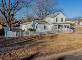 220 E 2nd St, Wyanet, IL 61379