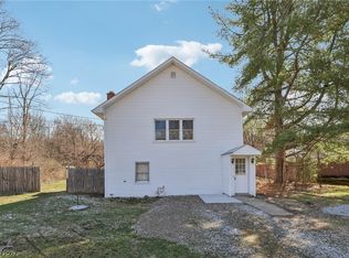 4200 Hattrick Rd, Rootstown, OH 44272