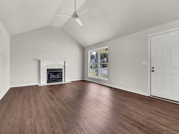 4th image of 2863 Rome Ln