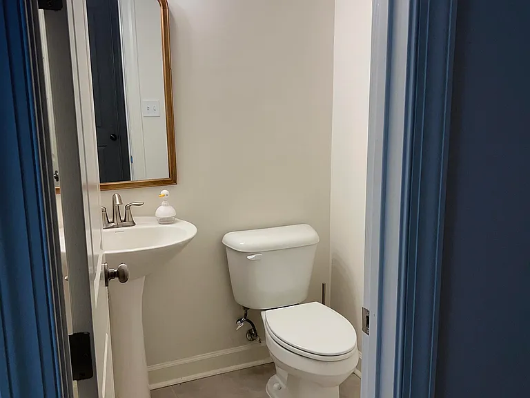 9746 Woodland Fox Ln N — Photo 28